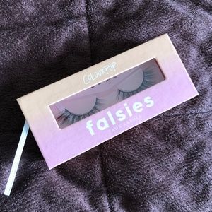 *Free with Purchase* Colourpop Falsies Dame